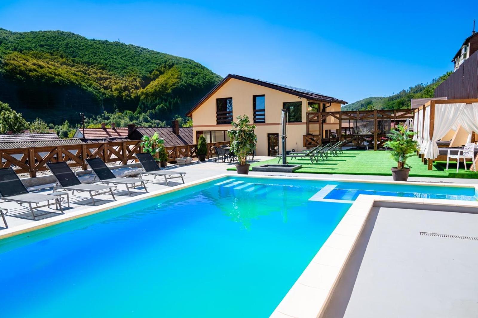 Casa Clim Hotel Anina Exterior photo